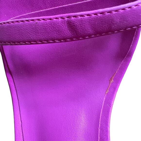 Steve Madden Lafayette Sandal - Picture 9 of 9